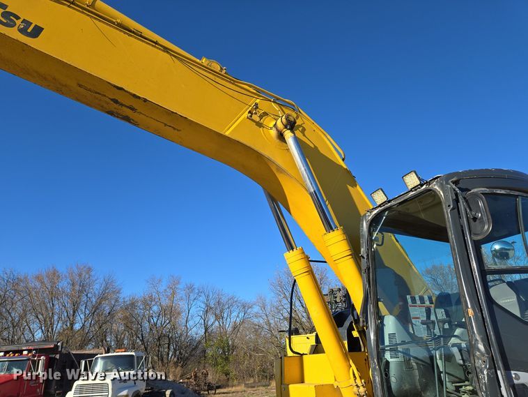 image for item DP6774 2004 Komatsu  PC308USLC excavator