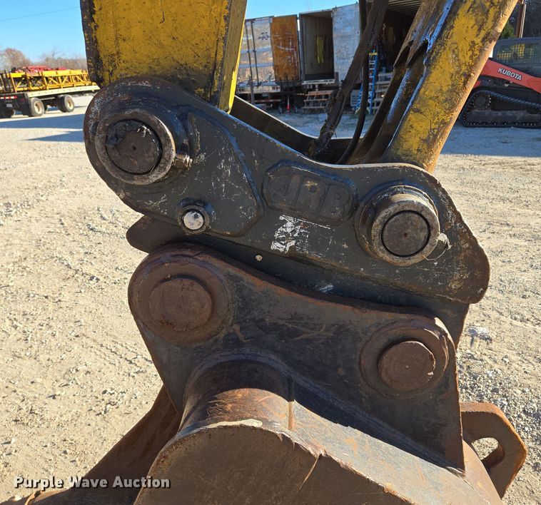 image for item DP6774 2004 Komatsu  PC308USLC excavator