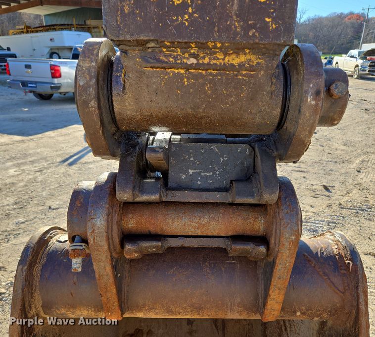 image for item DP6774 2004 Komatsu  PC308USLC excavator