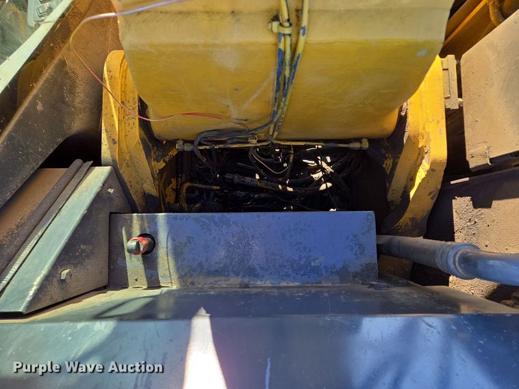 image for item DP6774 2004 Komatsu  PC308USLC excavator