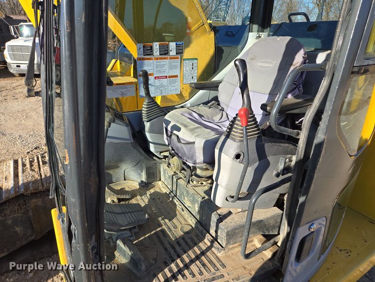 image for item DP6774 2004 Komatsu  PC308USLC excavator