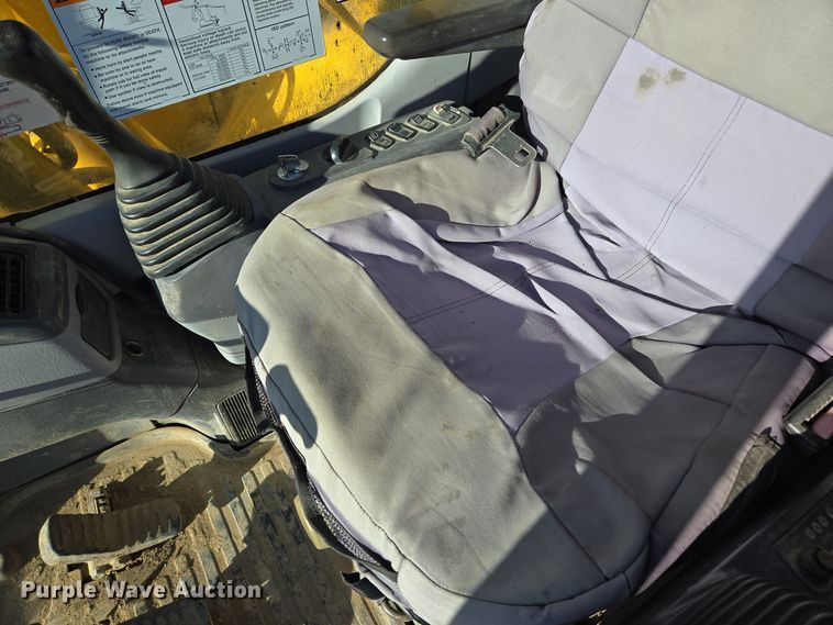 image for item DP6774 2004 Komatsu  PC308USLC excavator