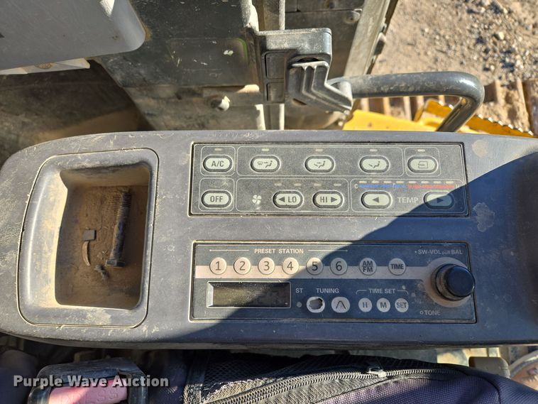 image for item DP6774 2004 Komatsu  PC308USLC excavator
