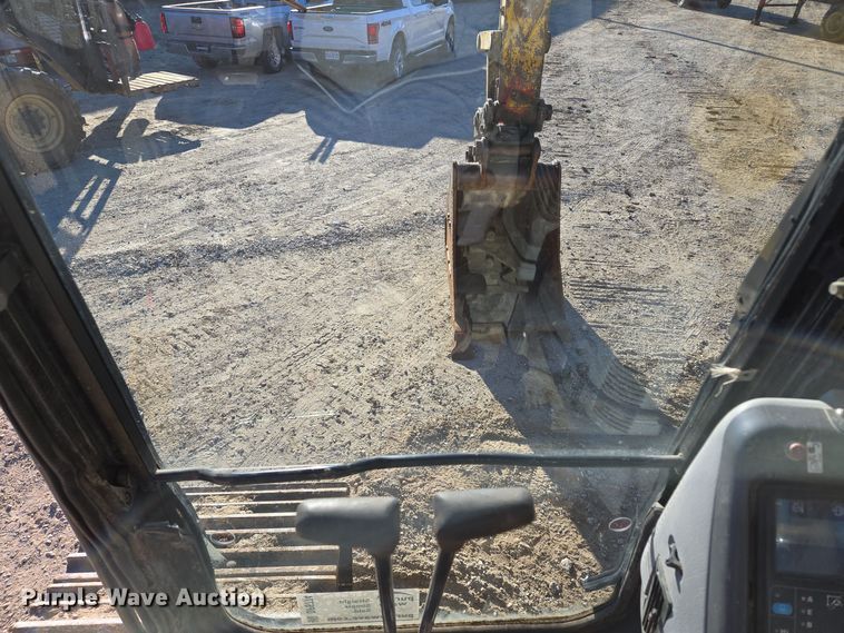 image for item DP6774 2004 Komatsu  PC308USLC excavator