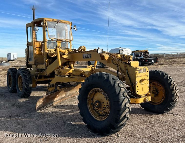 image for item DQ3159 1961 Galion 118 rigid frame motor grader