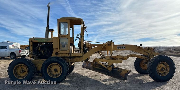 image for item DQ3159 1961 Galion 118 rigid frame motor grader