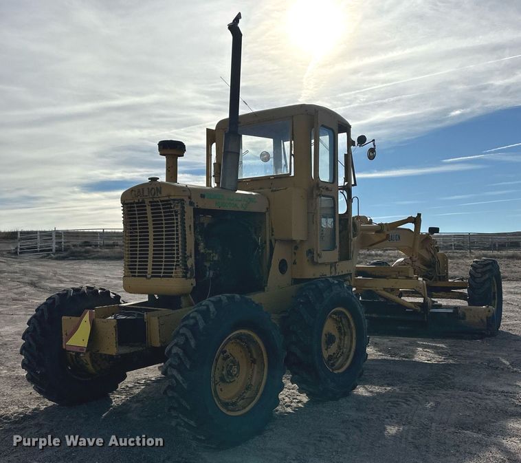 image for item DQ3159 1961 Galion 118 rigid frame motor grader