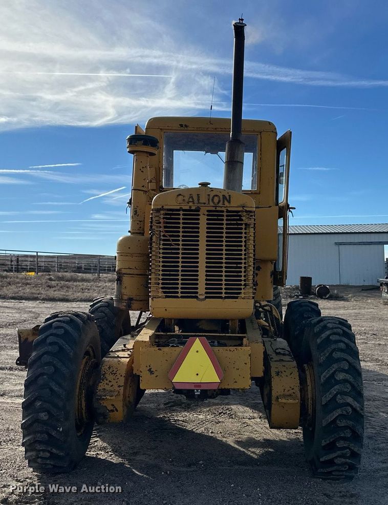 image for item DQ3159 1961 Galion 118 rigid frame motor grader