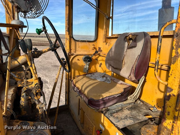 image for item DQ3159 1961 Galion 118 rigid frame motor grader