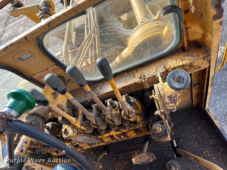 image for item DQ3159 1961 Galion 118 rigid frame motor grader
