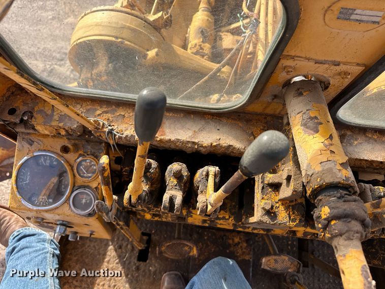 image for item DQ3159 1961 Galion 118 rigid frame motor grader