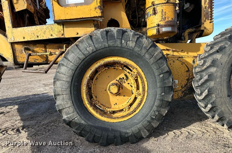 image for item DQ3159 1961 Galion 118 rigid frame motor grader