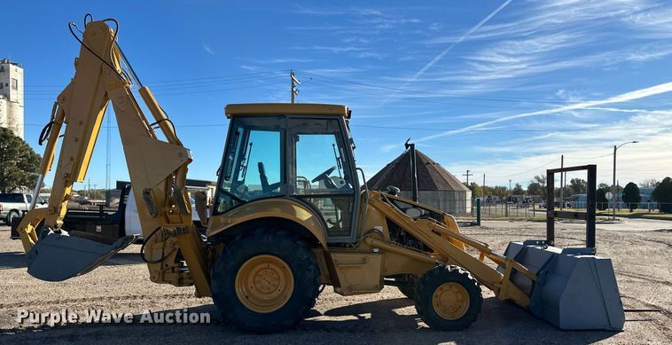 image for item DQ3160 1997 New Holland 575E backhoe