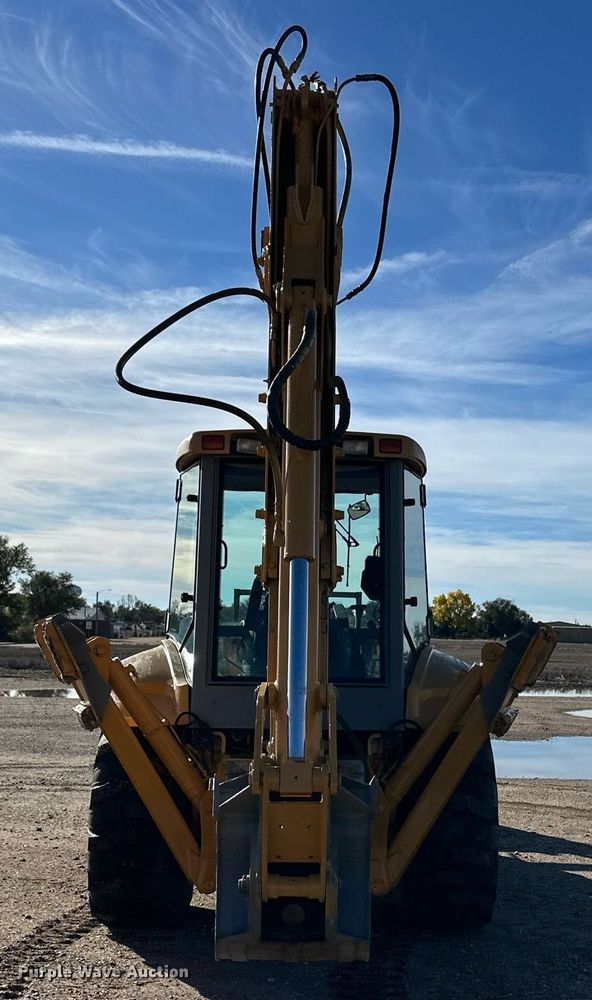 image for item DQ3160 1997 New Holland 575E backhoe