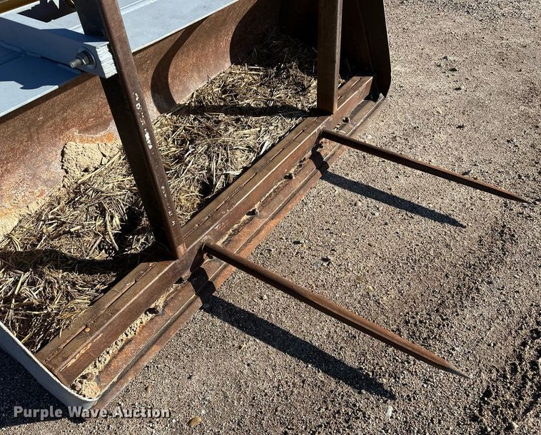 image for item DQ3160 1997 New Holland 575E backhoe