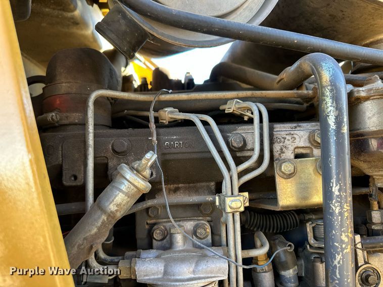 image for item DQ3160 1997 New Holland 575E backhoe