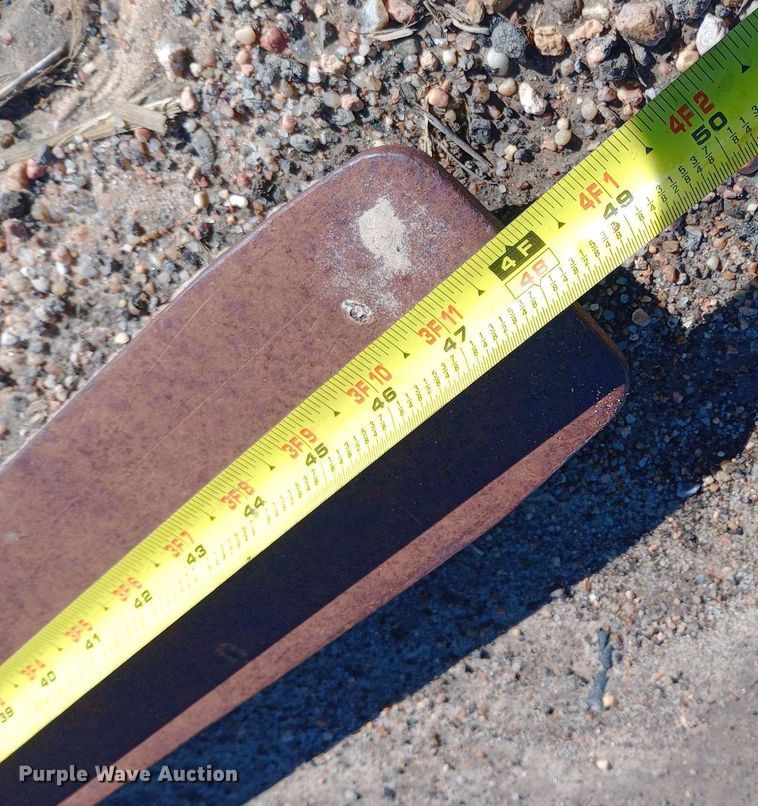 image for item DQ3163 John Deere skid steer forks