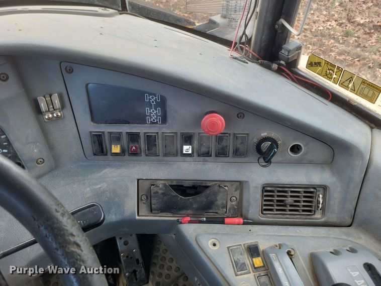 image for item DQ3748 2008 Volvo A40E haul truck