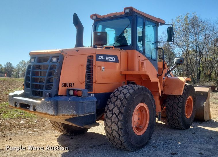 image for item DQ3749 2013 Doosan DL220-3 wheel loader