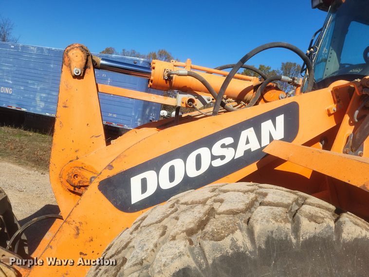 image for item DQ3749 2013 Doosan DL220-3 wheel loader