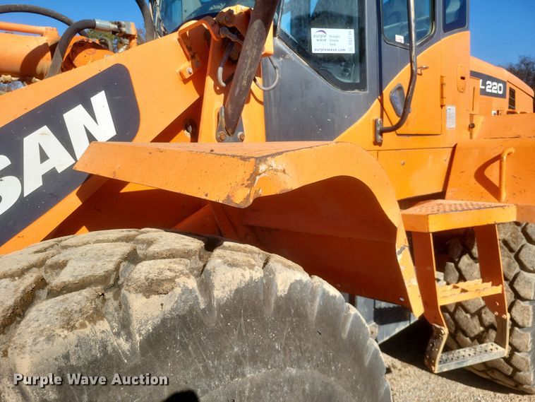image for item DQ3749 2013 Doosan DL220-3 wheel loader
