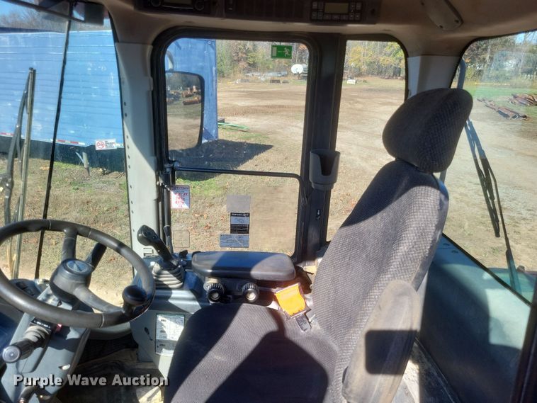 image for item DQ3749 2013 Doosan DL220-3 wheel loader