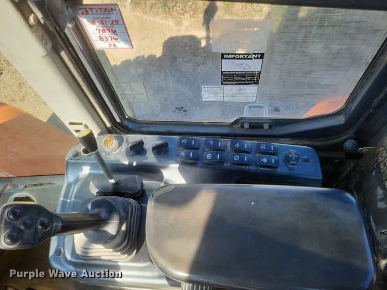 image for item DQ3749 2013 Doosan DL220-3 wheel loader