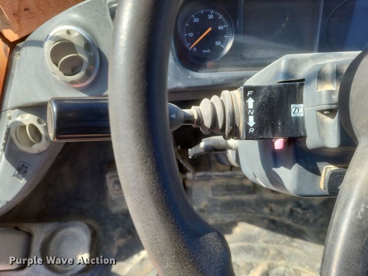 image for item DQ3749 2013 Doosan DL220-3 wheel loader