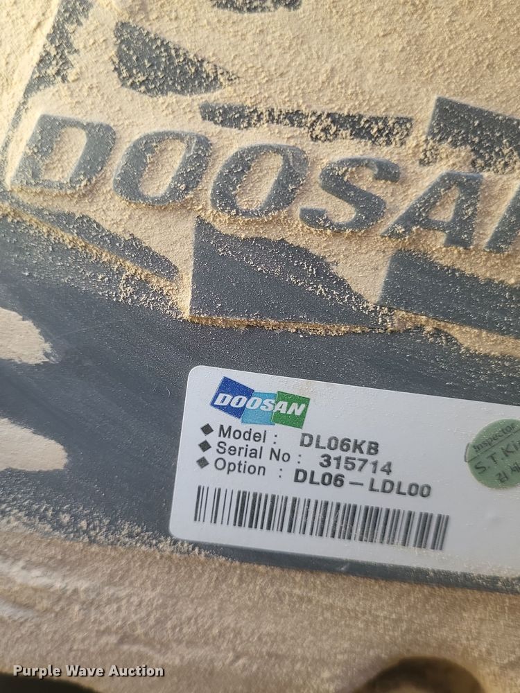 image for item DQ3749 2013 Doosan DL220-3 wheel loader