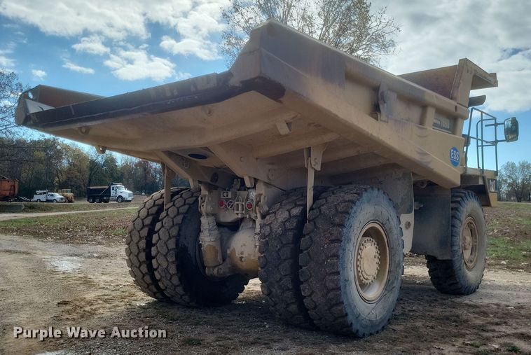 image for item DQ3751 1998 Caterpillar  769D haul truck