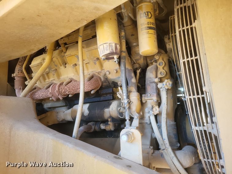 image for item DQ3751 1998 Caterpillar  769D haul truck