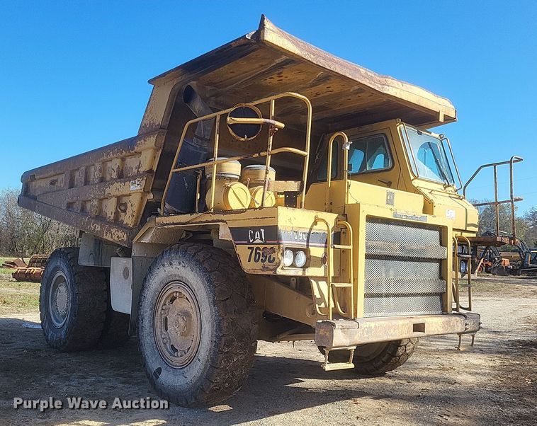 image for item DQ3752 1990 Caterpillar 769C haul truck