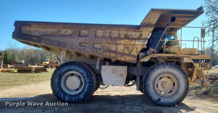 image for item DQ3752 1990 Caterpillar 769C haul truck