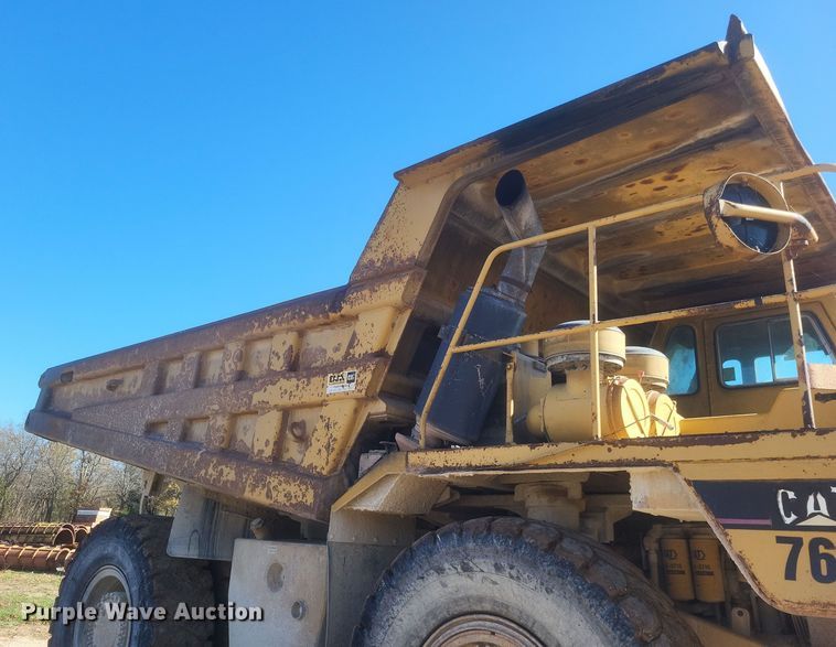 image for item DQ3752 1990 Caterpillar 769C haul truck