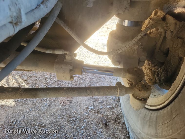 image for item DQ3752 1990 Caterpillar 769C haul truck