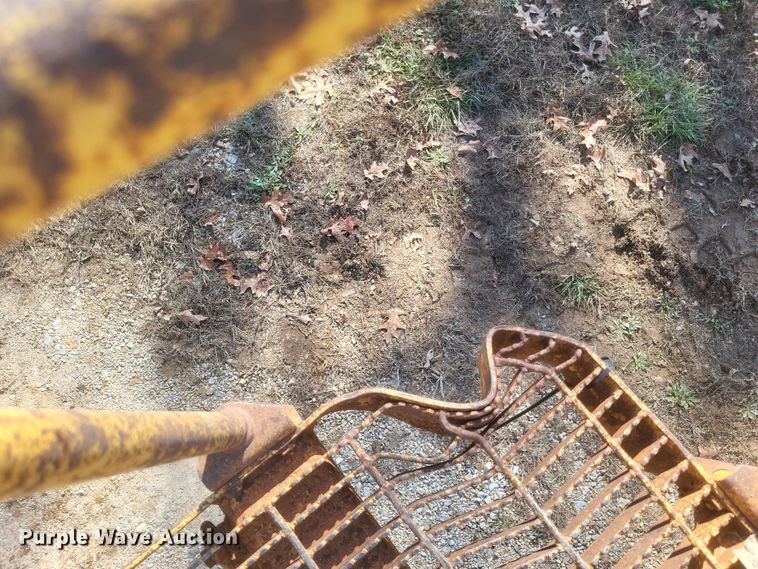 image for item DQ3752 1990 Caterpillar 769C haul truck