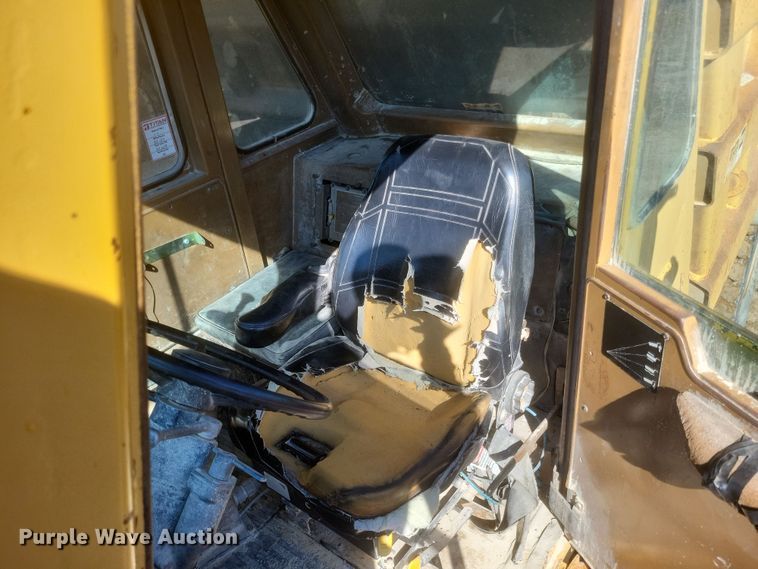 image for item DQ3752 1990 Caterpillar 769C haul truck