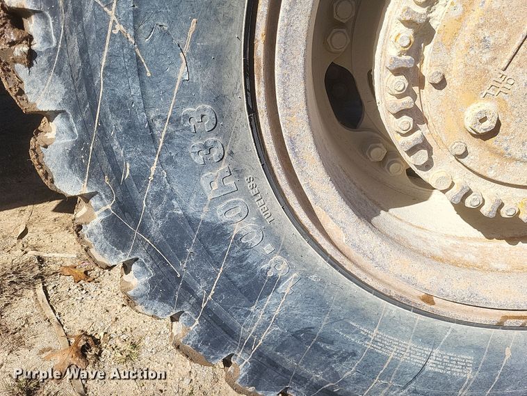 image for item DQ3752 1990 Caterpillar 769C haul truck