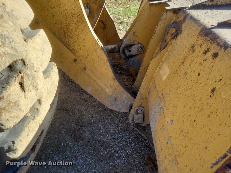image for item DQ3754 2004 Caterpillar 972G Series II wheel loader