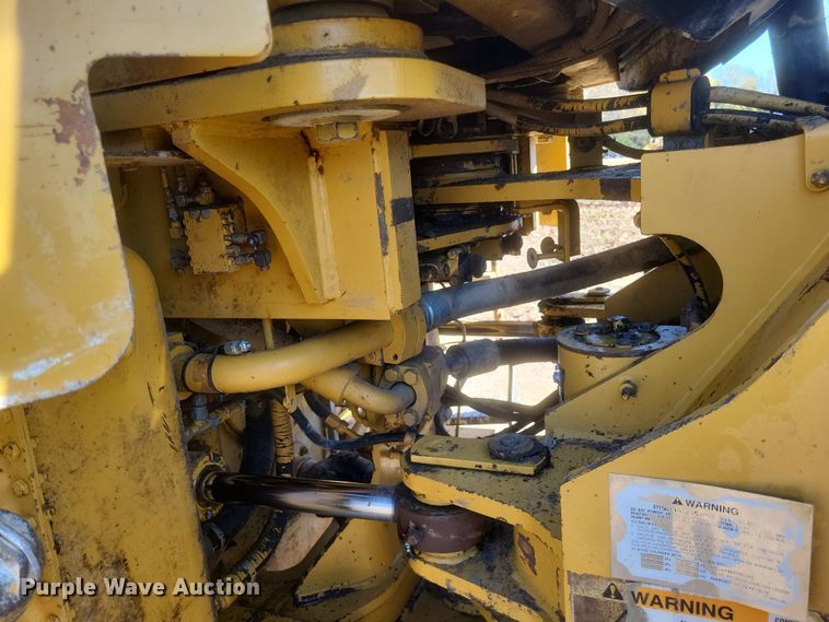 image for item DQ3754 2004 Caterpillar 972G Series II wheel loader