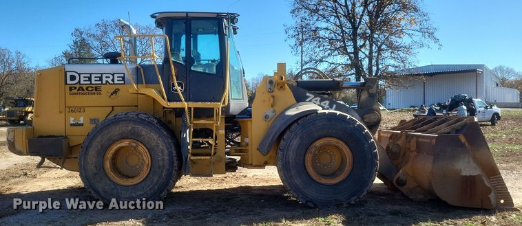 image for item DQ3755 2008 John Deere 744J wheel loader