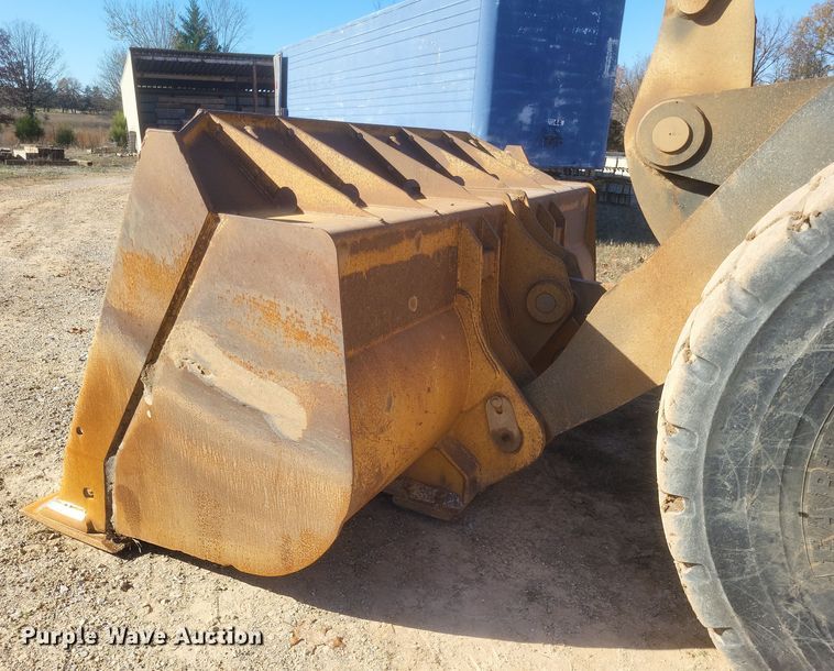 image for item DQ3755 2008 John Deere 744J wheel loader