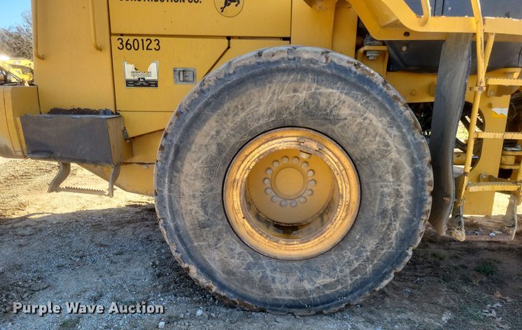 image for item DQ3755 2008 John Deere 744J wheel loader