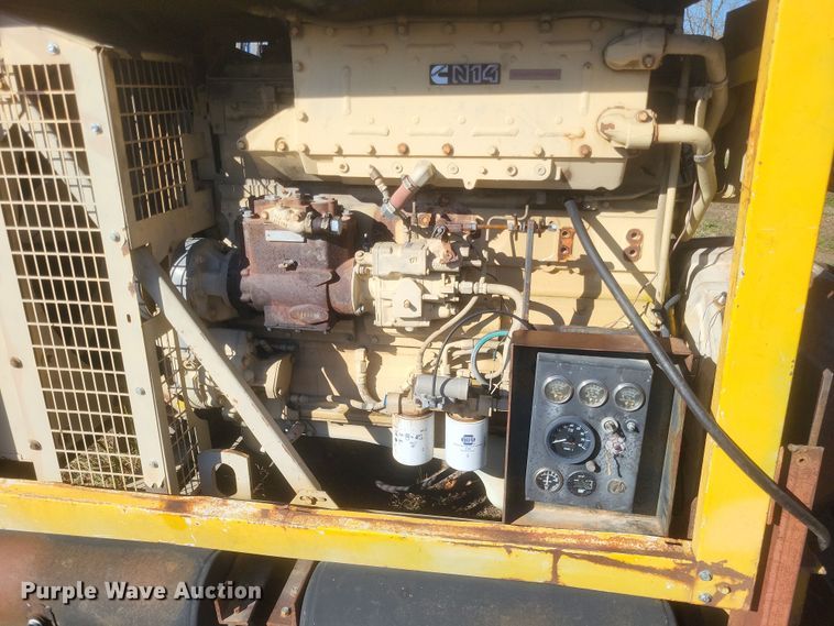 image for item DQ3756 Cummins N14 power unit