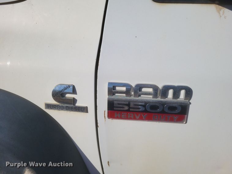 image for item DQ3758 2008 Dodge Ram 5500HD utility / service truck