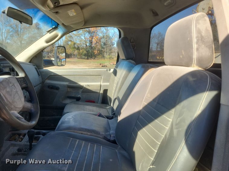 image for item DQ3758 2008 Dodge Ram 5500HD utility / service truck