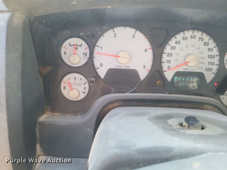 image for item DQ3758 2008 Dodge Ram 5500HD utility / service truck