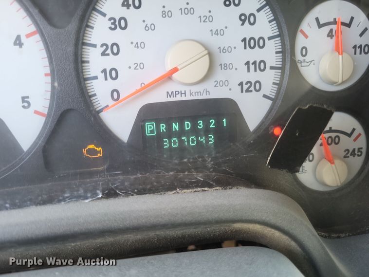 image for item DQ3758 2008 Dodge Ram 5500HD utility / service truck