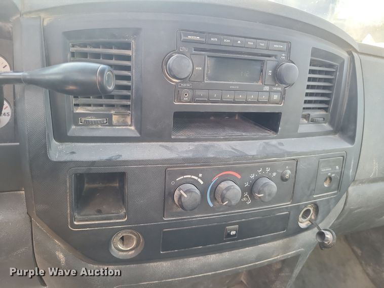 image for item DQ3758 2008 Dodge Ram 5500HD utility / service truck