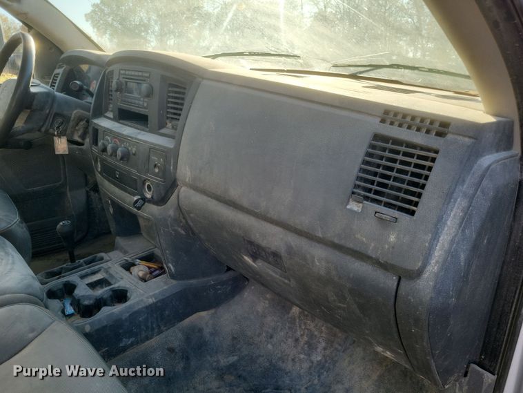 image for item DQ3758 2008 Dodge Ram 5500HD utility / service truck